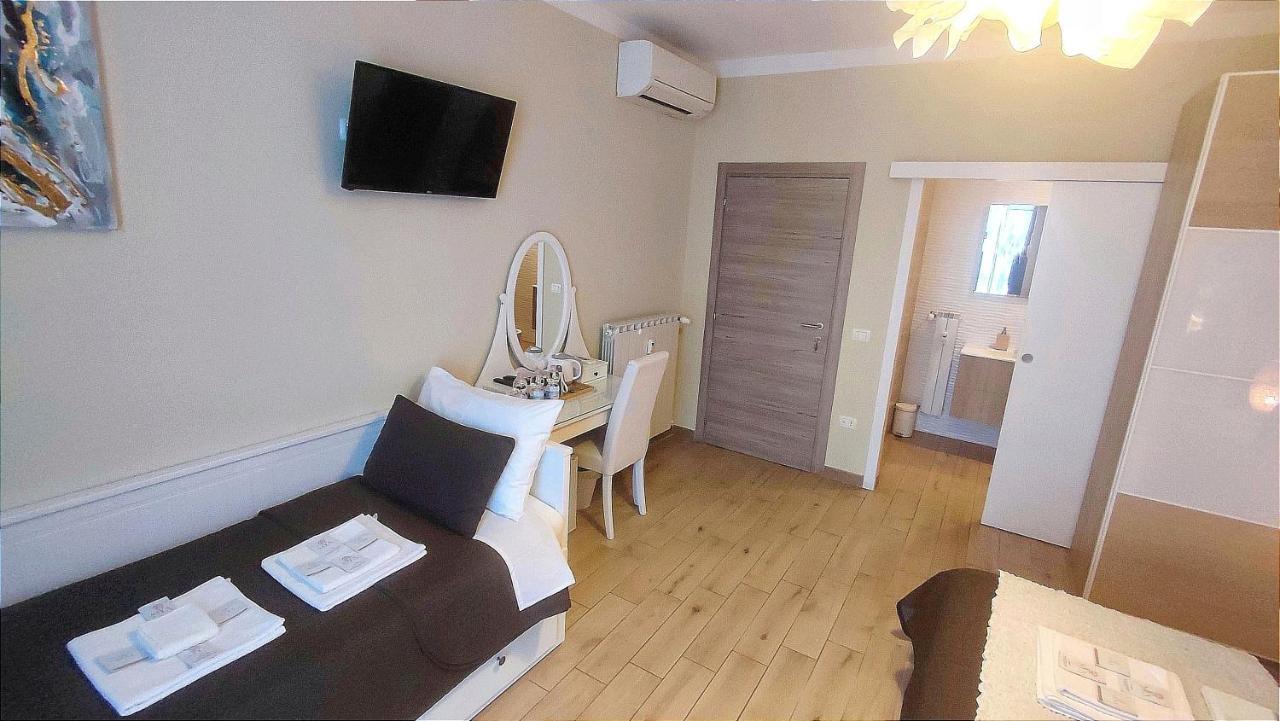 Pisa City Lodge Екстер'єр фото